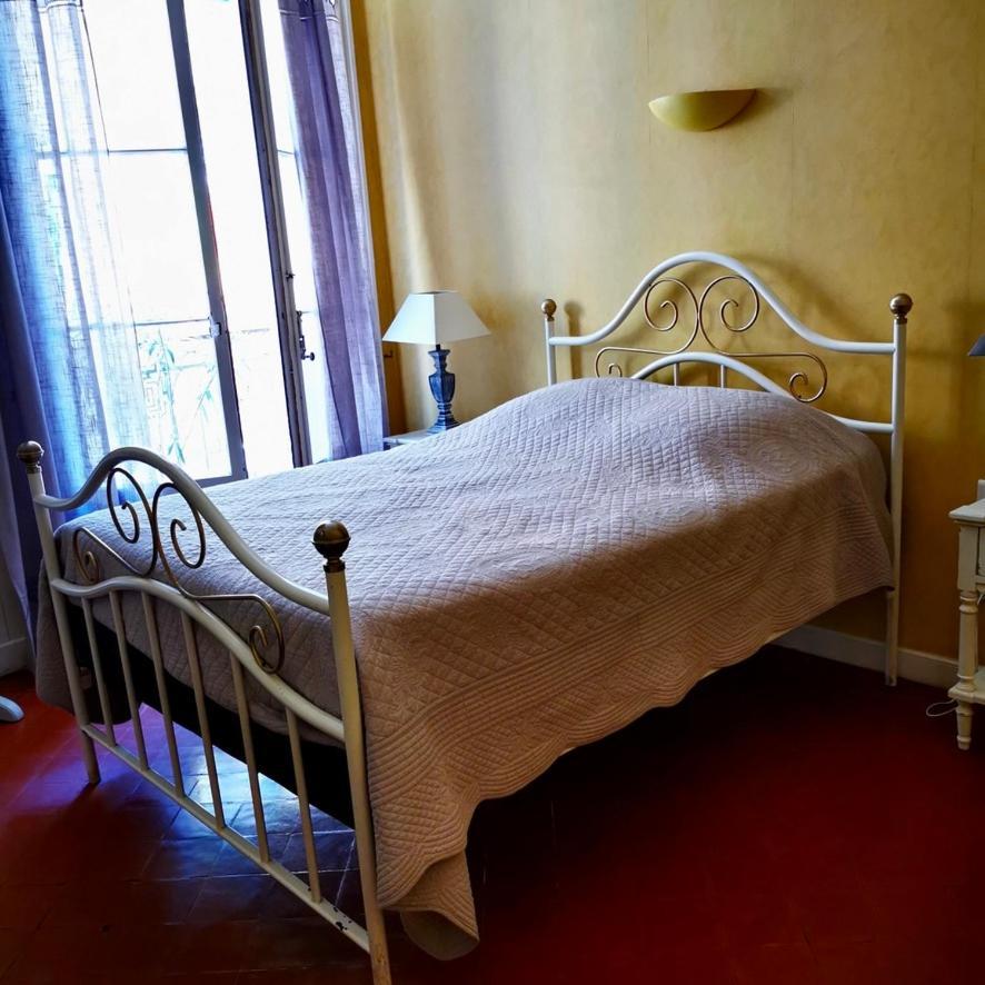 Chez Patrice Et Yuri Julien Bed and Breakfast Béziers Buitenkant foto